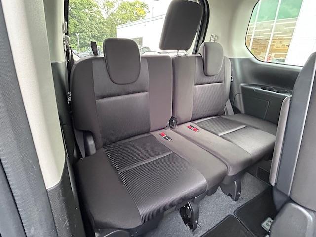 セレナ ハイウェイスター　ＶセレクションＩＩ　９インチナビ　フルセグ　Ｂｌｕｅｔｏｏｔｈ　全方位カメラ　フリップダウンモニター　クルーズコントロール　両側パワースライドドア　前後コーナーセンサー　ドライブレコーダー　ＥＴＣ　ＬＥＤヘッドライト（12枚目）