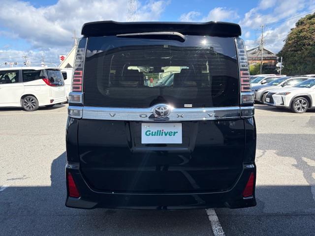 ヴォクシー ＺＳ　煌ＩＩ　ＡＬＰＩＮＥ１１インチナビ　ＡＬＰＩＮＥフリップダウンモニター　両側パワースライドドア　クルーズコントロール　ＨＤＭＩ　前後コーナーセンサー　前後ドラレコ　ビルトインＥＴＣ　ＬＥＤヘッドライト（41枚目）