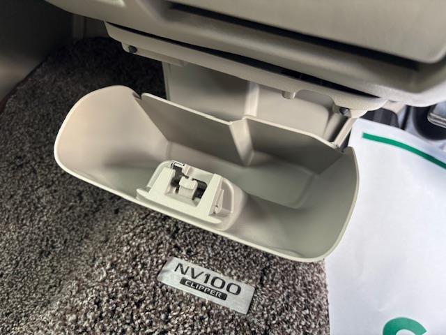 ＮＶ１００クリッパーリオ Ｇ　Ｂｌｕｅｔｏｏｔｈオーディオ　両側パワースライドドア　オートステップ　シートヒーター　ＬＥＤヘッドライト　オートライト　ＵＳＢ　衝突軽減ブレーキ　パーキングセンサー　スマートキー　フロアマット（17枚目）