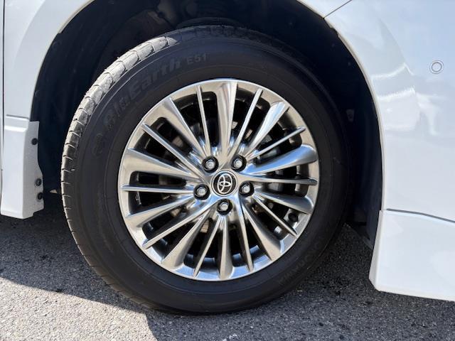 アルファードハイブリッド ＳＲ　Ｃパッケージ　純正１０．５インチナビ　全方位カメラ　サンルーフ　ＪＢＬサウンド　ＢＳＭ　デジタルインナーミラー　フリップダウンモニター　ＴＲＤエアロ　両側パワースライドドア　パワーバックドア　ＥＴＣ　ＬＥＤライト（31枚目）