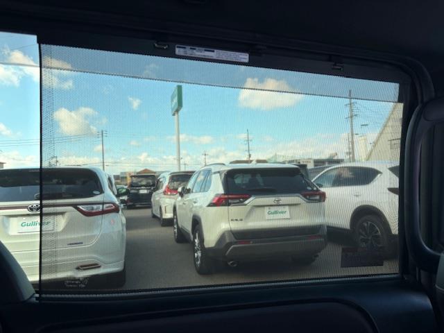 ヴォクシー ハイブリッドＺＳ　煌ＩＩＩ　純正９インチナビ　バックモニター　フリップダウンモニター　クルーズコントロール　衝突被害軽減システム　両側パワースライドドア　ハーフレザーシート　シートヒーター　ＥＴＣ　ＬＥＤヘッドライト　ドラレコ（15枚目）