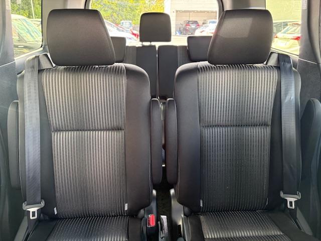 ヴォクシー ZS 煌II 純正10インチナビ バックカメラ 衝突被害軽減システム クルーズコントロール 両側パワースライドドア ビルトインETC LEDヘッドライト オートライト 純正アルミホイール 純正フロアマット スペア鍵(28枚目)