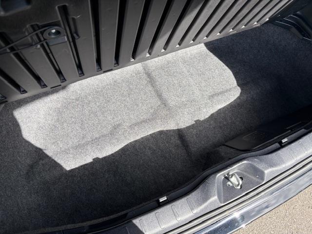 ヴォクシー ZS 煌II 純正10インチナビ バックカメラ 衝突被害軽減システム クルーズコントロール 両側パワースライドドア ビルトインETC LEDヘッドライト オートライト 純正アルミホイール 純正フロアマット スペア鍵(30枚目)