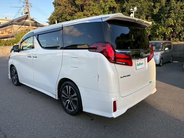 アルファード ２．５Ｓ　Ｃパッケージ　ＡＬＰＩＮＥ１１インチナビ　フルセグ　Ｂｌｕｅｔｏｏｔｈ　バックカメラ　ＡＬＰＩＮＥフリップダウンモニター　本革レザーシート　後席シートヒータ　サンルーフ　ＡＣ１００Ｖ　デジタルインナーミラー　ＢＳＭ（43枚目）