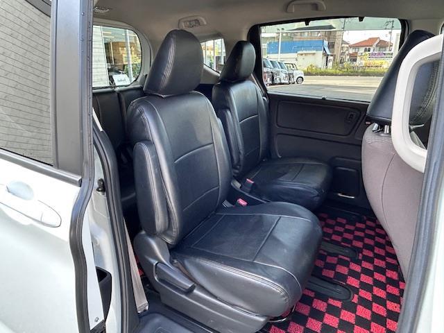 フリード G・ホンダセンシング 純正9インチナビ フルセグ Bluetooth バックカメラ フリップダウンモニター 両側パワースライドドア シートヒーター レーダークルーズコントロール LEDヘッドライト ETC ドラレコ(12枚目)