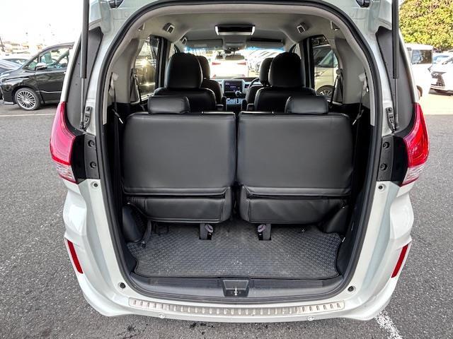 フリード G・ホンダセンシング 純正9インチナビ フルセグ Bluetooth バックカメラ フリップダウンモニター 両側パワースライドドア シートヒーター レーダークルーズコントロール LEDヘッドライト ETC ドラレコ(13枚目)