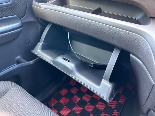 フリード G・ホンダセンシング 純正9インチナビ フルセグ Bluetooth バックカメラ フリップダウンモニター 両側パワースライドドア シートヒーター レーダークルーズコントロール LEDヘッドライト ETC ドラレコ(19枚目)