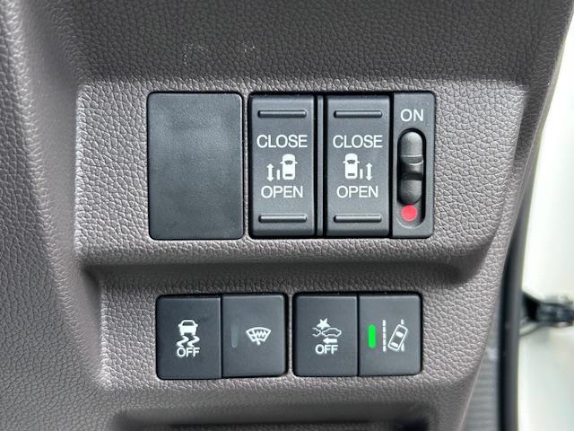 フリード G・ホンダセンシング 純正9インチナビ フルセグ Bluetooth バックカメラ フリップダウンモニター 両側パワースライドドア シートヒーター レーダークルーズコントロール LEDヘッドライト ETC ドラレコ(20枚目)