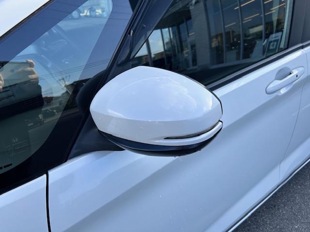 フリード G・ホンダセンシング 純正9インチナビ フルセグ Bluetooth バックカメラ フリップダウンモニター 両側パワースライドドア シートヒーター レーダークルーズコントロール LEDヘッドライト ETC ドラレコ(28枚目)