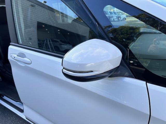 フリード G・ホンダセンシング 純正9インチナビ フルセグ Bluetooth バックカメラ フリップダウンモニター 両側パワースライドドア シートヒーター レーダークルーズコントロール LEDヘッドライト ETC ドラレコ(29枚目)