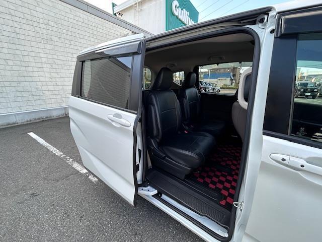 フリード G・ホンダセンシング 純正9インチナビ フルセグ Bluetooth バックカメラ フリップダウンモニター 両側パワースライドドア シートヒーター レーダークルーズコントロール LEDヘッドライト ETC ドラレコ(33枚目)