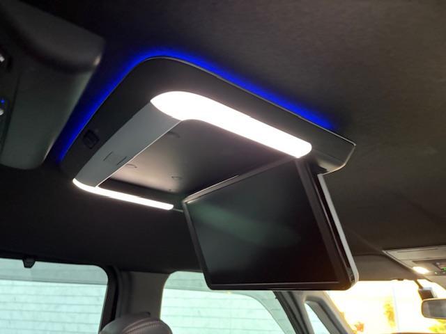 ステップワゴン e:HEVスパーダ プレミアムライン 純正15.6型フリップダウンモニター 純正11.4型ナビ 全方位カメラ BSM ホンダセンシング 電動リアゲート 両側パワースライドドア ドラレコ 前/後席シートヒーター ETC オットマンチェア(2枚目)