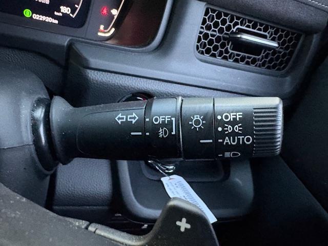 ステップワゴン e:HEVスパーダ プレミアムライン 純正15.6型フリップダウンモニター 純正11.4型ナビ 全方位カメラ BSM ホンダセンシング 電動リアゲート 両側パワースライドドア ドラレコ 前/後席シートヒーター ETC オットマンチェア(13枚目)