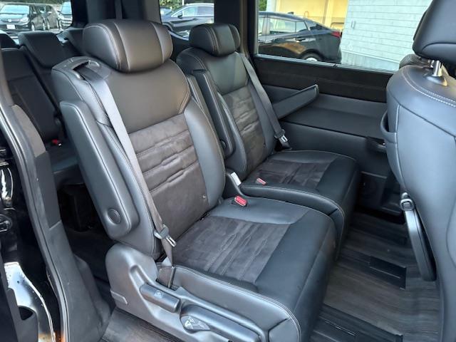 ステップワゴン e:HEVスパーダ プレミアムライン 純正15.6型フリップダウンモニター 純正11.4型ナビ 全方位カメラ BSM ホンダセンシング 電動リアゲート 両側パワースライドドア ドラレコ 前/後席シートヒーター ETC オットマンチェア(26枚目)