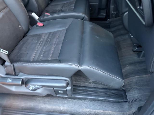 ステップワゴン e:HEVスパーダ プレミアムライン 純正15.6型フリップダウンモニター 純正11.4型ナビ 全方位カメラ BSM ホンダセンシング 電動リアゲート 両側パワースライドドア ドラレコ 前/後席シートヒーター ETC オットマンチェア(27枚目)