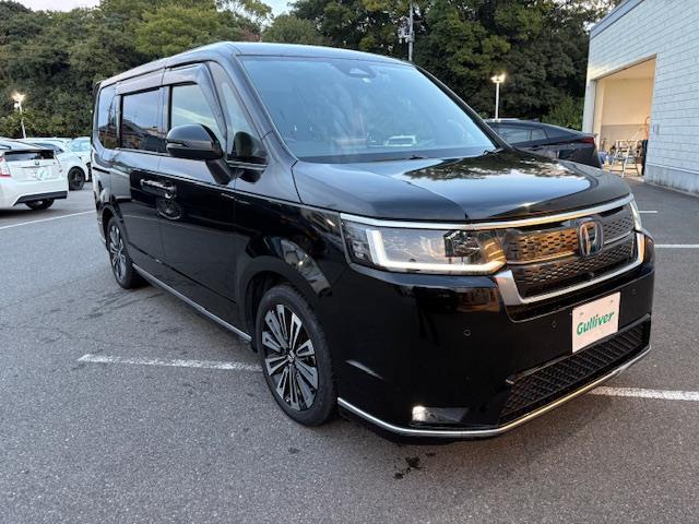 ステップワゴン e:HEVスパーダ プレミアムライン 純正15.6型フリップダウンモニター 純正11.4型ナビ 全方位カメラ BSM ホンダセンシング 電動リアゲート 両側パワースライドドア ドラレコ 前/後席シートヒーター ETC オットマンチェア(33枚目)