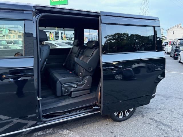 ステップワゴン e:HEVスパーダ プレミアムライン 純正15.6型フリップダウンモニター 純正11.4型ナビ 全方位カメラ BSM ホンダセンシング 電動リアゲート 両側パワースライドドア ドラレコ 前/後席シートヒーター ETC オットマンチェア(39枚目)