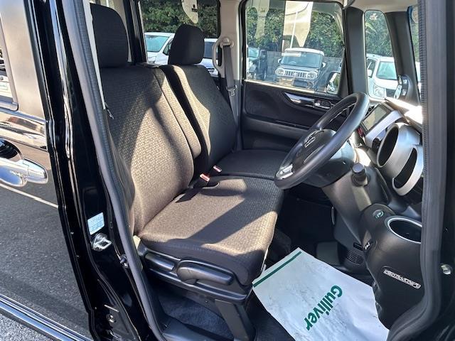 Ｎ－ＢＯＸ Ｇ・Ｌパッケージ　純正ナビ　バックカメラ　ＴＶ　片側パワースライドドア　ＨＩＤヘッドライト　ＥＴＣ　ステアリングスイッチ　オートライト　純正アルミホイール　プッシュスタート　スマートキー　アイドリングストップ（18枚目）