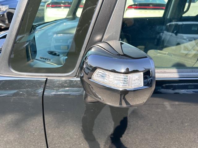 Ｎ－ＢＯＸ Ｇ・Ｌパッケージ　純正ナビ　バックカメラ　ＴＶ　片側パワースライドドア　ＨＩＤヘッドライト　ＥＴＣ　ステアリングスイッチ　オートライト　純正アルミホイール　プッシュスタート　スマートキー　アイドリングストップ（24枚目）