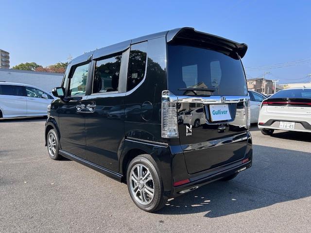 Ｎ－ＢＯＸ Ｇ・Ｌパッケージ　純正ナビ　バックカメラ　ＴＶ　片側パワースライドドア　ＨＩＤヘッドライト　ＥＴＣ　ステアリングスイッチ　オートライト　純正アルミホイール　プッシュスタート　スマートキー　アイドリングストップ（41枚目）