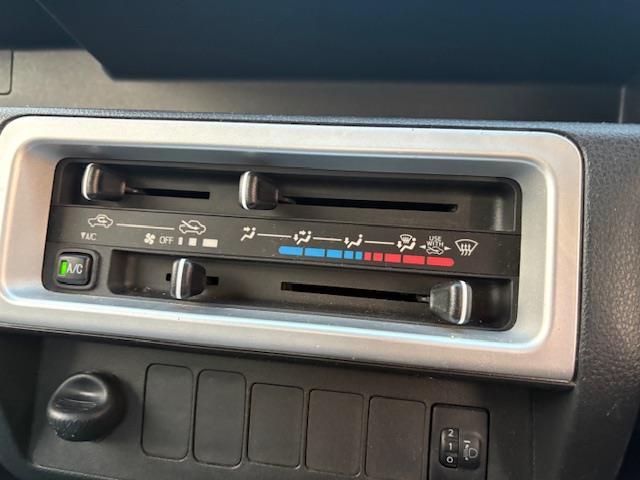 ハイゼットトラック ジャンボ　ワンオーナー　社外ミュージックプレイヤー　ＵＳＢ入力端子　純正ＬＥＤライト　フロントフォグランプ　純正フロアマット　ＥＴＣ　スペアキー１本　取扱説明書　保証書（5枚目）