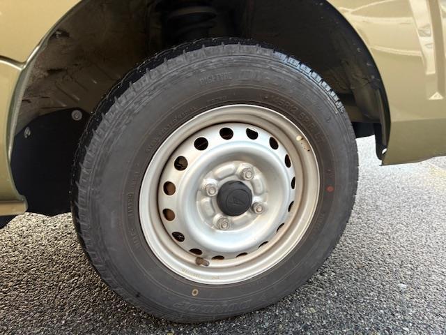 ハイゼットトラック ジャンボ　ワンオーナー　社外ミュージックプレイヤー　ＵＳＢ入力端子　純正ＬＥＤライト　フロントフォグランプ　純正フロアマット　ＥＴＣ　スペアキー１本　取扱説明書　保証書（20枚目）