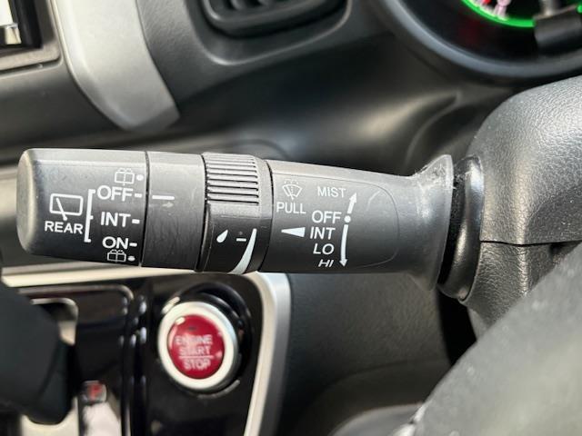 Ｎ－ＢＯＸ Ｇ　ＳＳパッケージ　ＳＤナビ　フルセグ　Ｂｌｕｅｔｏｏｔｈ　両側パワースライドドア　バックカメラ　衝突被害軽減システム　横滑り防止装置　社外ＡＷ　社外フロアマット　スペアキー１本　取扱説明書　保証書（13枚目）