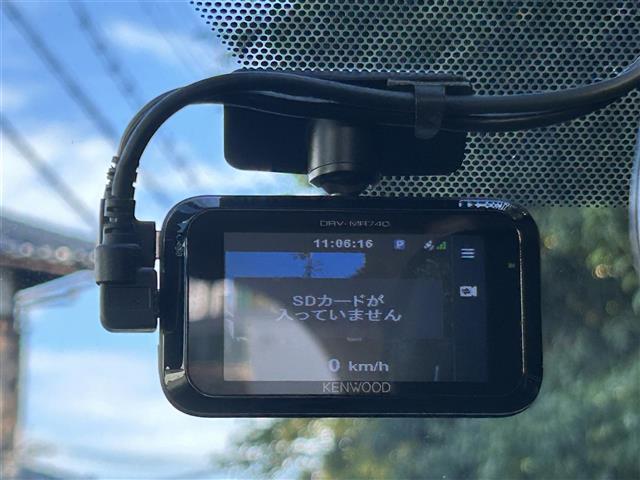 エスクァイア Ｇｉ　プレミアムパッケージ　１１型ＡＬＰＩＮＥナビ　Ｂｌｕｅｔｏｏｔｈ　両側パワスラ　クルーズコントロール　バックカメラ　衝突軽減ブレーキ　レーンキープアシスト　横滑り防止装置　コーナーセンサー　オートマチックハイビーム（18枚目）