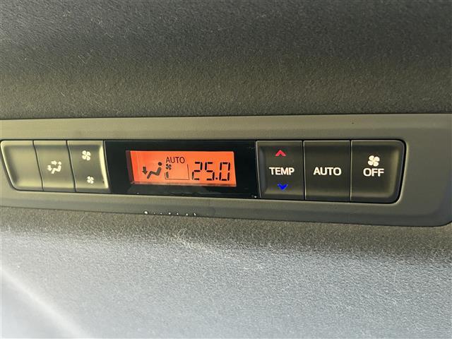 エスクァイア Ｇｉ　プレミアムパッケージ　１１型ＡＬＰＩＮＥナビ　Ｂｌｕｅｔｏｏｔｈ　両側パワスラ　クルーズコントロール　バックカメラ　衝突軽減ブレーキ　レーンキープアシスト　横滑り防止装置　コーナーセンサー　オートマチックハイビーム（25枚目）