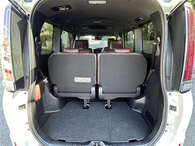 エスクァイア Ｇｉ　プレミアムパッケージ　１１型ＡＬＰＩＮＥナビ　Ｂｌｕｅｔｏｏｔｈ　両側パワスラ　クルーズコントロール　バックカメラ　衝突軽減ブレーキ　レーンキープアシスト　横滑り防止装置　コーナーセンサー　オートマチックハイビーム（31枚目）