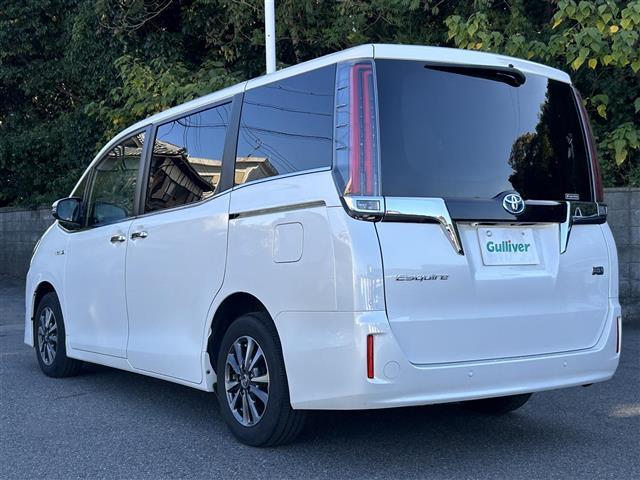 エスクァイア Ｇｉ　プレミアムパッケージ　１１型ＡＬＰＩＮＥナビ　Ｂｌｕｅｔｏｏｔｈ　両側パワスラ　クルーズコントロール　バックカメラ　衝突軽減ブレーキ　レーンキープアシスト　横滑り防止装置　コーナーセンサー　オートマチックハイビーム（43枚目）