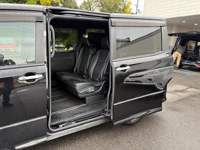 ヴォクシー ハイブリッドＺＳ　煌ＩＩＩ　フリップダウンモニター　純正１０型ナビ　フルセグ　バックカメラ　両側パワースライドドア　トヨタセーフティセンス　シートヒーター　ハーフレザーシート　ビルトインＥＴＣ　ＬＥＤヘッドライト　スマートキー（37枚目）