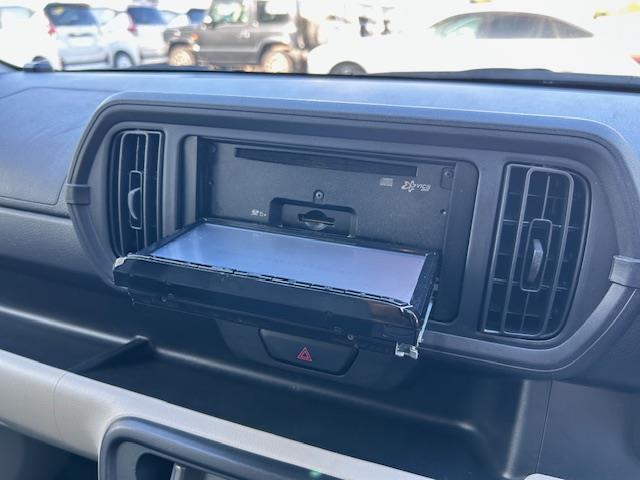 パッソ Ｘ　Ｓ　社外ナビ　プリクラッシュセーフティ　レーンキープアシスト　クリアランスソナー　オートマチックハイビーム　ドライブレコーダー　プッシュスタート　スマートキー　電動格納ミラー　アイドリングストップ（4枚目）