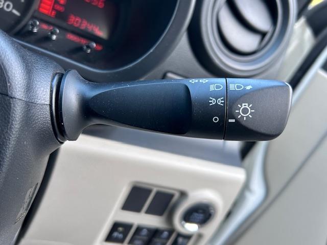 パッソ Ｘ　Ｓ　社外ナビ　プリクラッシュセーフティ　レーンキープアシスト　クリアランスソナー　オートマチックハイビーム　ドライブレコーダー　プッシュスタート　スマートキー　電動格納ミラー　アイドリングストップ（13枚目）