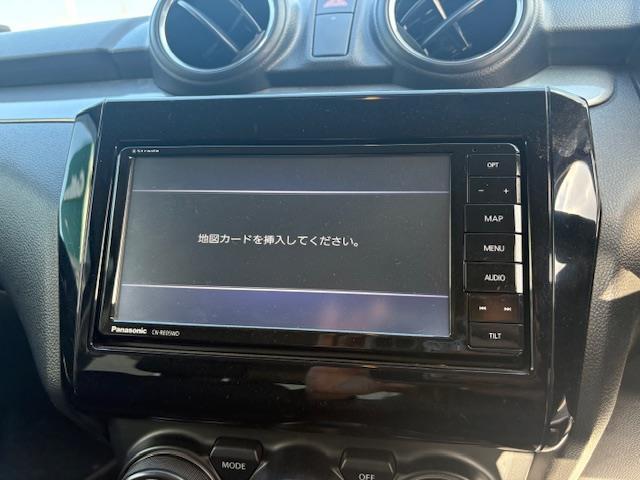 スイフト XG 純正ナビ フルセグ シートヒーター ビルトインETC プッシュスタート スマートキー×2 ドアバイザー 電動格納ミラー オートエアコン 横滑り防止システム 純正フロアマット(3枚目)