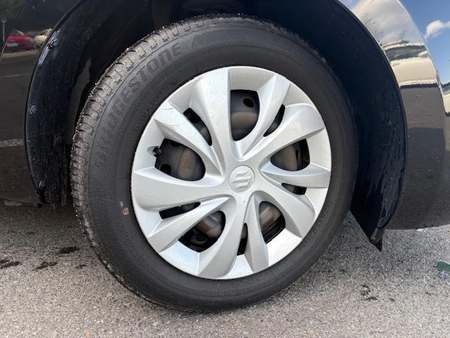 スイフト XG 純正ナビ フルセグ シートヒーター ビルトインETC プッシュスタート スマートキー×2 ドアバイザー 電動格納ミラー オートエアコン 横滑り防止システム 純正フロアマット(31枚目)