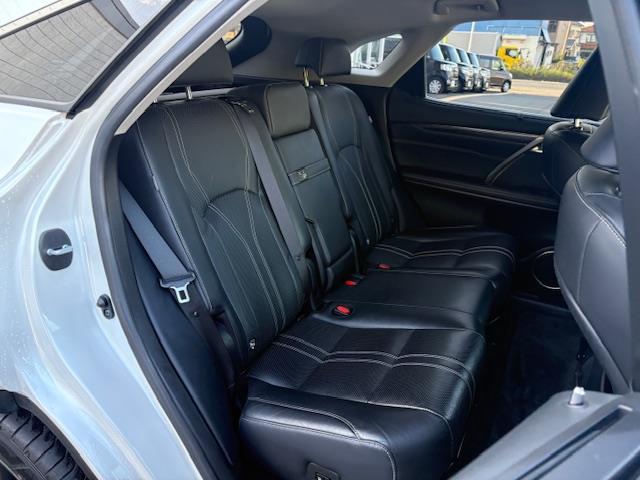 RX RX450h バージョンL 純正12.3型ナビ 全方位カメラ ブラインドスポットモニター 黒革シート 電動リアゲート 全席シートヒーター パワーシート 三眼LEDヘッドライト ヘッドアップディスプレイ レクサスセーフティシステム(30枚目)