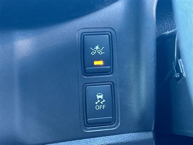 セレナ 　９型ＳＤナビ　フルセグ　Ｂｌｕｅｔｏｏｔｈ　後席モニター　プロパイロット　両側パワースライドドア　バックカメラ　衝突被害軽減システム　レーンキープアシスト　横滑り防止装置　オートマチックハイビーム（26枚目）