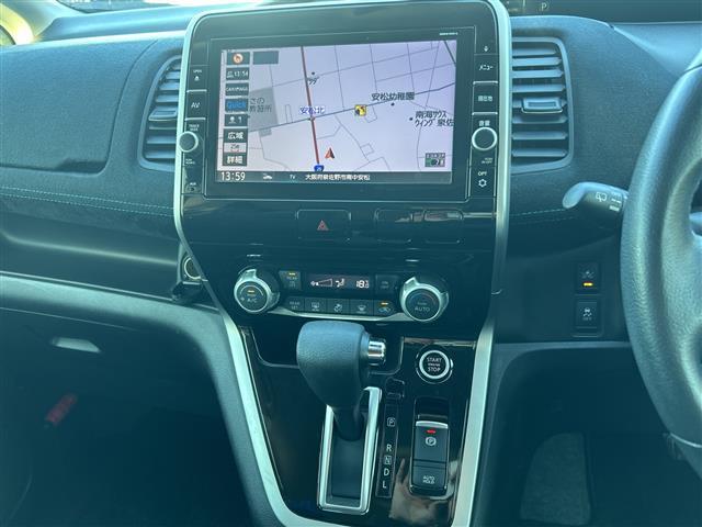 セレナ 　９型ＳＤナビ　フルセグ　Ｂｌｕｅｔｏｏｔｈ　後席モニター　プロパイロット　両側パワースライドドア　バックカメラ　衝突被害軽減システム　レーンキープアシスト　横滑り防止装置　オートマチックハイビーム（27枚目）