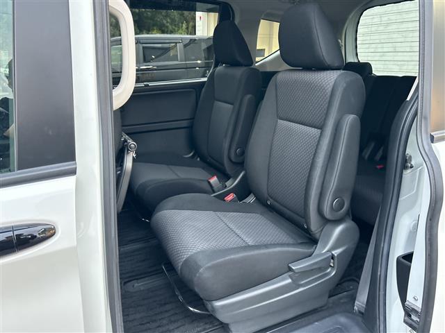 フリードハイブリッド ハイブリッド・Gブラックスタイル 9インチナビ フルセグ Bluetooth バックカメラ 両側パワースライドドア シートヒーター レーダークルーズコントロール 前後ドライブレコーダー ETC フロアーマット サイドバイザー(29枚目)