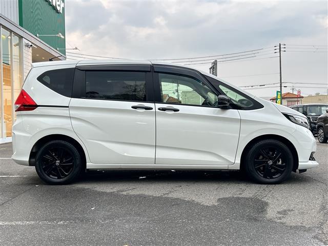 フリードハイブリッド ハイブリッド・Gブラックスタイル 9インチナビ フルセグ Bluetooth バックカメラ 両側パワースライドドア シートヒーター レーダークルーズコントロール 前後ドライブレコーダー ETC フロアーマット サイドバイザー(34枚目)