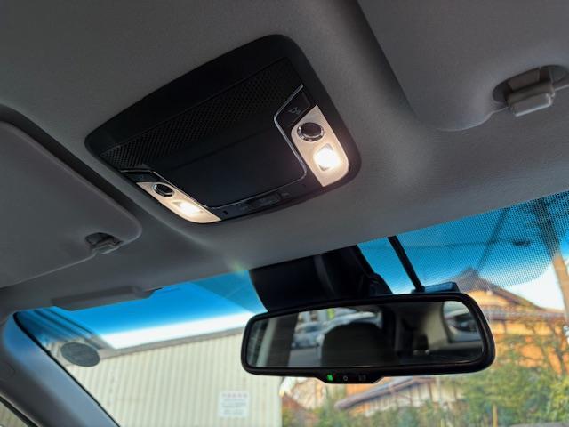 ヴェゼル ハイブリッド 純正ナビ フルセグ Bluetooth バックカメラ ドライブレコーダー ビルトインETC パドルシフト 電子パーキング スマートキー×2 純正アルミホイール LEDヘッドライト カーテンエアバック(24枚目)