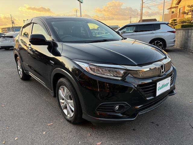 ヴェゼル ハイブリッド 純正ナビ フルセグ Bluetooth バックカメラ ドライブレコーダー ビルトインETC パドルシフト 電子パーキング スマートキー×2 純正アルミホイール LEDヘッドライト カーテンエアバック(35枚目)