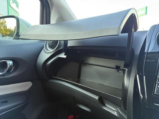 ノート X Vセレクション 純正ナビ フルセグ Bluetooth バックカメラ エマージェンシーブレーキ 車線逸脱警報 ソナー 横滑り防止装置 ステアリングスイッチ アイドリングストップ プッシュスタート スマートキー(17枚目)