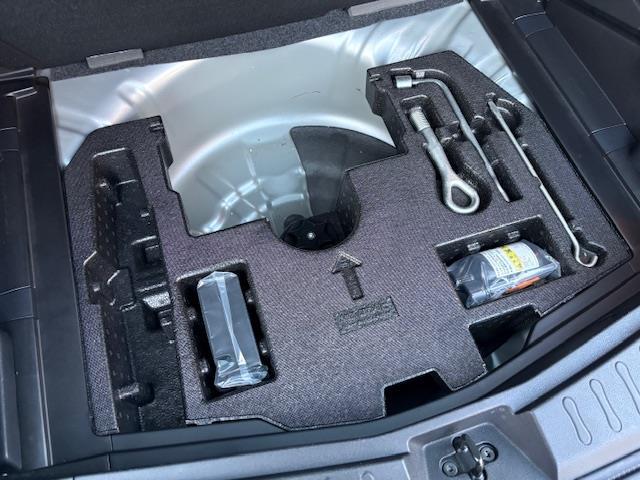 ノート X Vセレクション 純正ナビ フルセグ Bluetooth バックカメラ エマージェンシーブレーキ 車線逸脱警報 ソナー 横滑り防止装置 ステアリングスイッチ アイドリングストップ プッシュスタート スマートキー(31枚目)