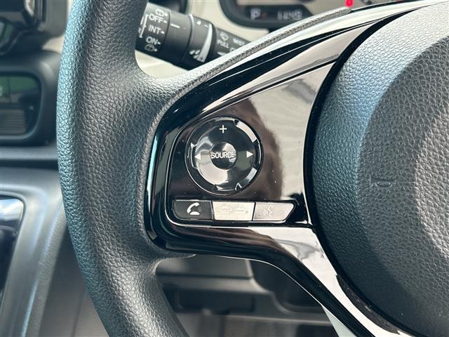 Ｎ－ＯＮＥ オリジナル　ナビ　地デジ　バックカメラ　ハーフレーザーシート　レーダークルーズコントロール　ＬＥＤヘッドライト　スマートキー　フロアーマット　サイドバイザー（6枚目）