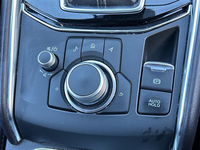 ＣＸ－５ ＸＤ　エクスクルーシブモード　ナビ　フルセグ　Ｂｌｕｅｔｏｏｔｈ　全方位カメラ　レザーシート　シートヒーター　エアーシート　ステアリングヒーター　ＢＯＳＥサウンド　ＢＳＭ　パワーバックドア　前後ドラレコ　ワイヤレス充電　ＥＴＣ（12枚目）