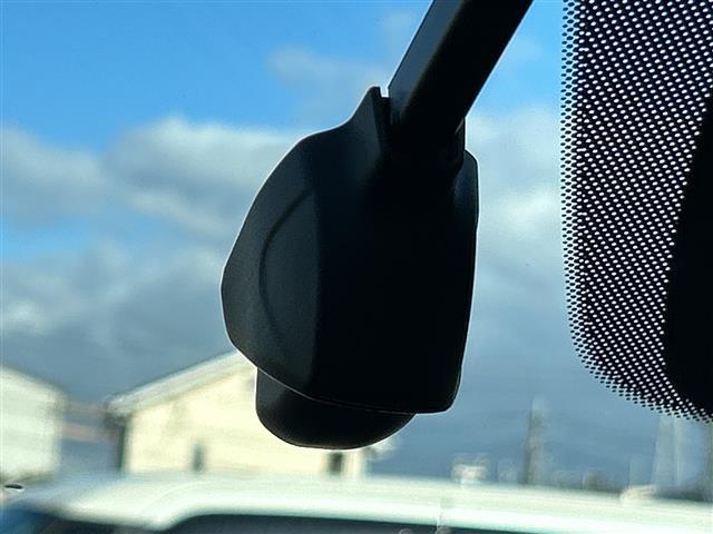 ＣＸ－５ ＸＤ　エクスクルーシブモード　ナビ　フルセグ　Ｂｌｕｅｔｏｏｔｈ　全方位カメラ　レザーシート　シートヒーター　エアーシート　ステアリングヒーター　ＢＯＳＥサウンド　ＢＳＭ　パワーバックドア　前後ドラレコ　ワイヤレス充電　ＥＴＣ（18枚目）