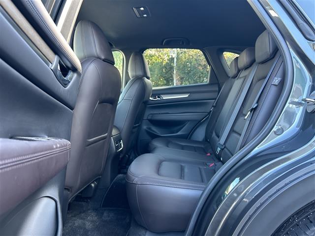 ＣＸ－５ ＸＤ　エクスクルーシブモード　ナビ　フルセグ　Ｂｌｕｅｔｏｏｔｈ　全方位カメラ　レザーシート　シートヒーター　エアーシート　ステアリングヒーター　ＢＯＳＥサウンド　ＢＳＭ　パワーバックドア　前後ドラレコ　ワイヤレス充電　ＥＴＣ（27枚目）