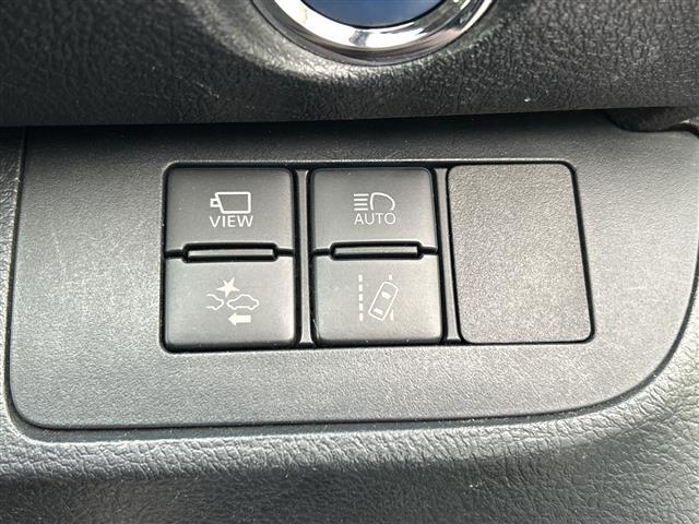 シエンタ ハイブリッドＧ　クエロ　９インチナビ　フルセグ　Ｂｌｕｅｔｏｏｔｈ　全方位カメラ　フリップダウンモニター　両側パワースライドドア　衝突被害軽減システム　レーンキープアシスト　ＥＴＣ　ＬＥＤヘッドライト　ドラレコ（16枚目）